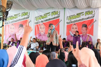 Semua Program Dirasakan Masyarakat, Warga Muara Kelingi Kompak Pilih Ratna Machmud – Suprayitno