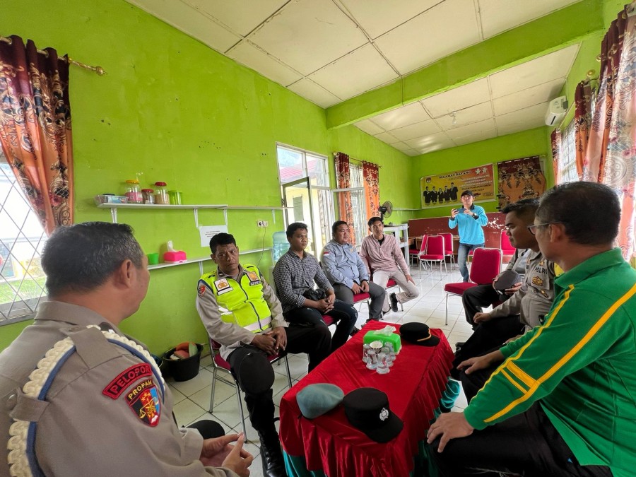 Polsek Tanah Abang Aktif Pantau Persiapan Pemilu 2024 di PPK dan Panwascam