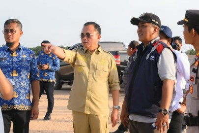 Pj Bupati Banyuasin Kembali Tinjau Langsung Progres Hilirisasi Sungai Boom Kelurahan Pangkalan Balai