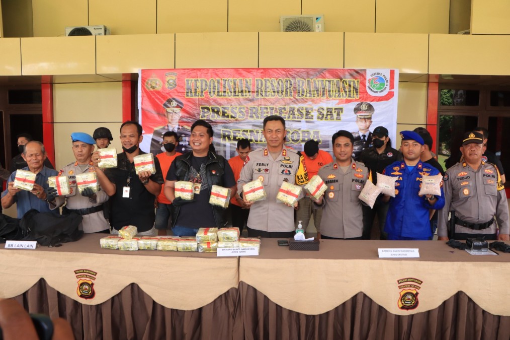 Sabu 23.155 gram dan 15.000 Pil Ekstasi Gagal Beredar di Banyuasin