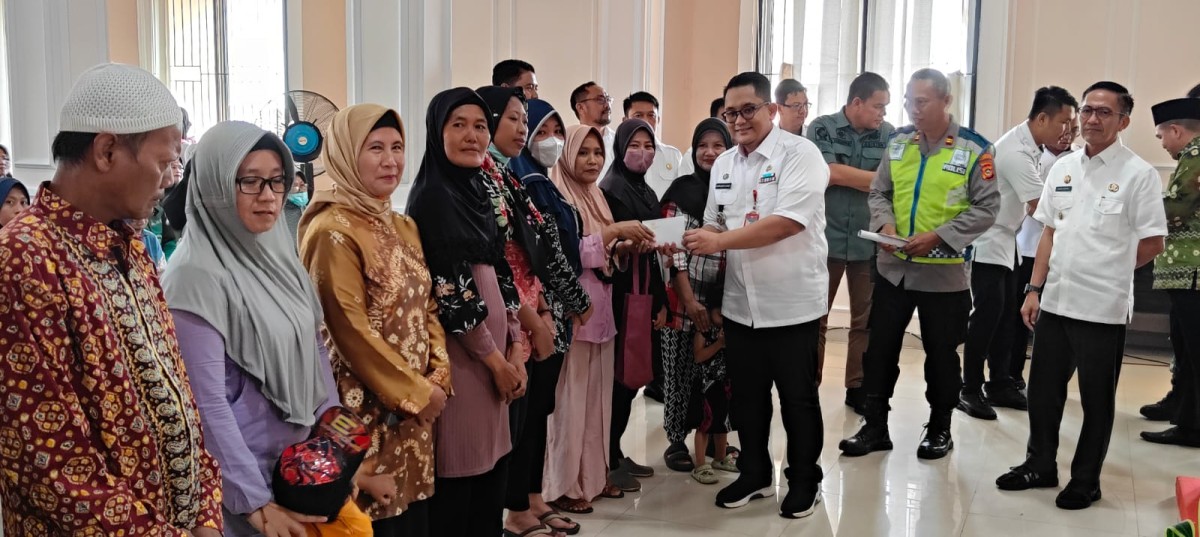 Kendalikan Inflasi, Pemkot Palembang Salurkan Bantuan Pangan